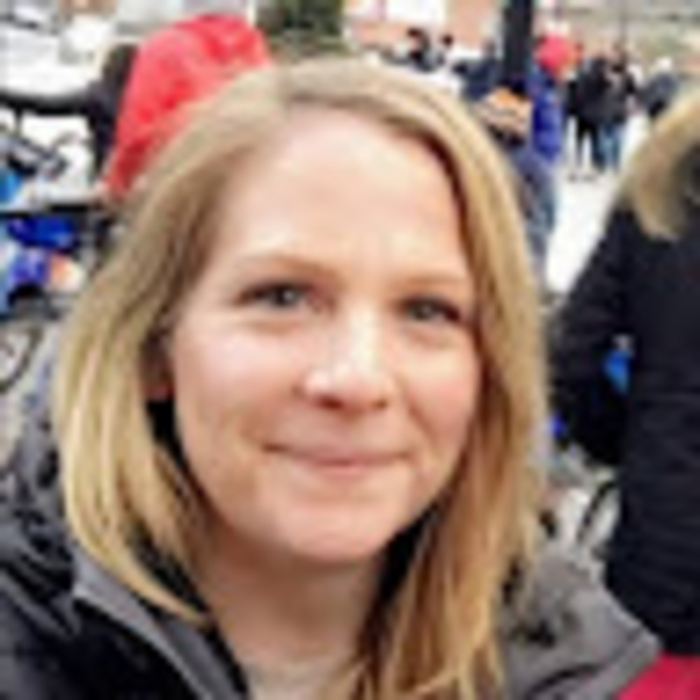 Meet your Posher, Kelli